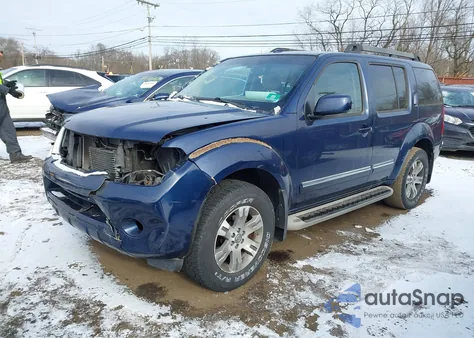 2012 Nissan Pathfinder Silver z USA, uszkodzony, nr VIN 5N1AR1NB9CC605661
